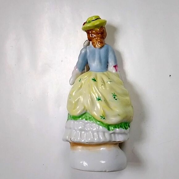 By Sale Vintage Porcelain Lady Figurine Made In Japan - Picture 5 of 8